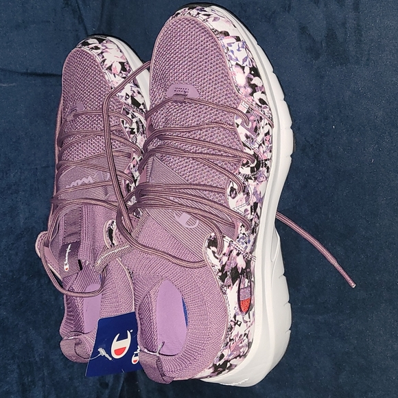 New Champion "YOGA" style sneakers sizes 9.5 and 11 - Picture 3 of 10